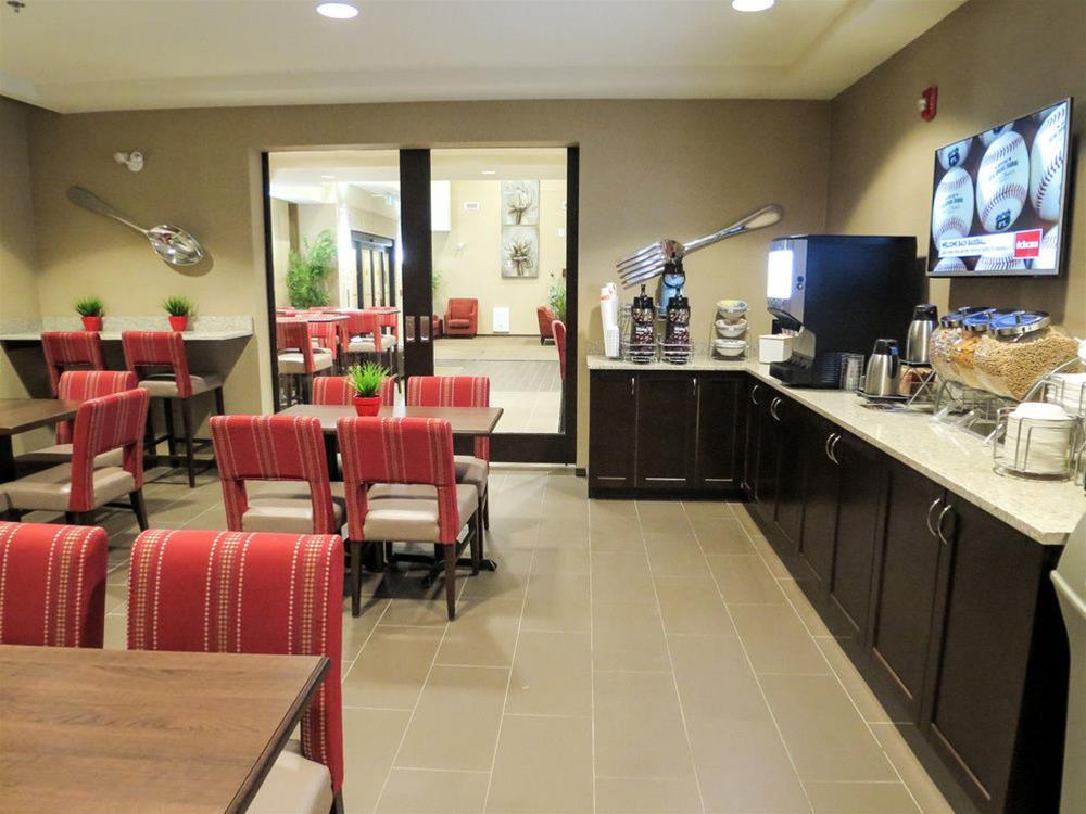 Comfort Suites Regina Exterior foto